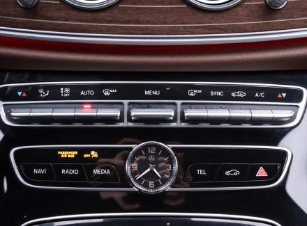 Mercedes-Benz - E-class