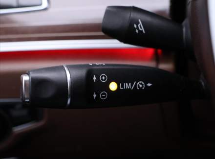 Mercedes-Benz - E-class