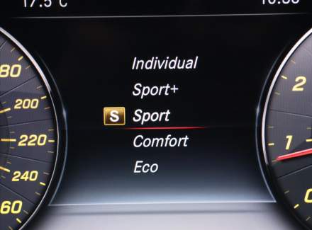 Mercedes-Benz - E-class