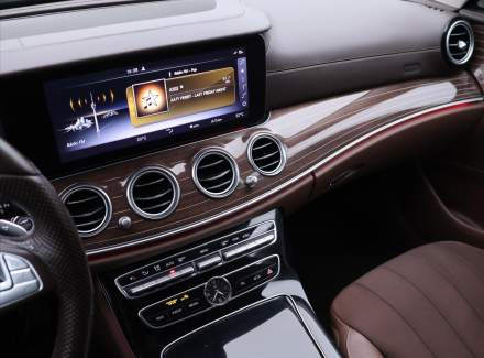 Mercedes-Benz - E-class