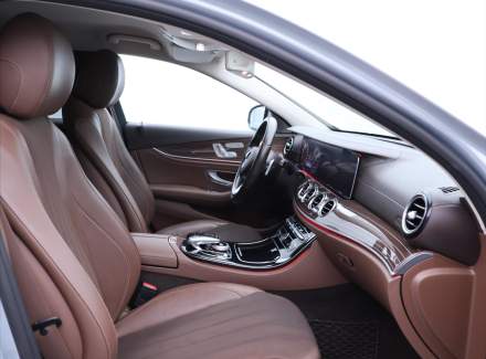 Mercedes-Benz - E-class