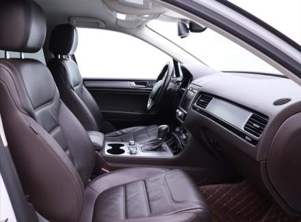 Volkswagen - Touareg