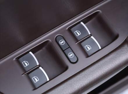 Volkswagen - Touareg