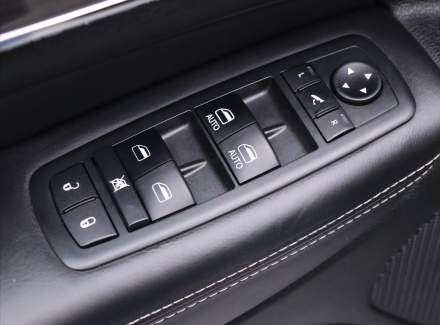 Jeep - Grand Cherokee