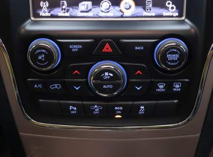 Jeep - Grand Cherokee