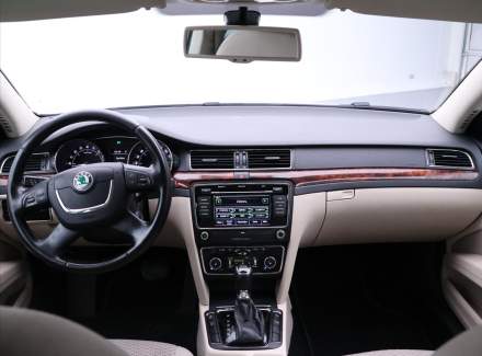 Škoda - Superb