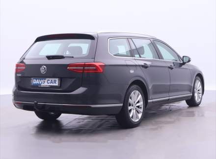 Volkswagen - Passat