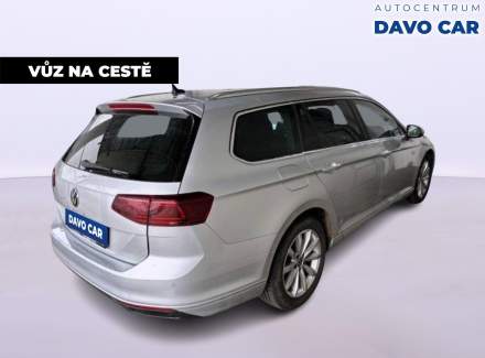 Volkswagen - Passat