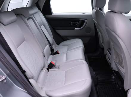 Land Rover - Discovery Sport