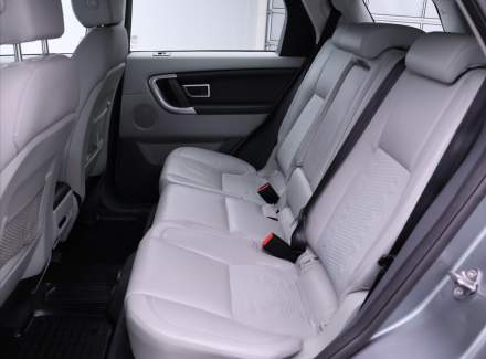 Land Rover - Discovery Sport