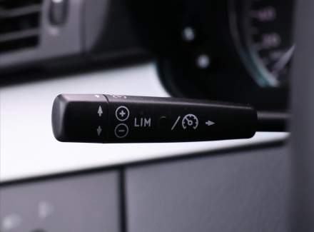 Mercedes-Benz - Viano