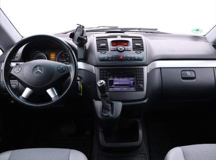 Mercedes-Benz - Viano