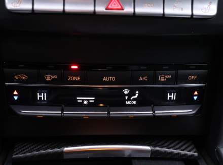 Mercedes-Benz - E-class