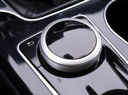 Mercedes-Benz - C-class