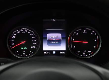 Mercedes-Benz - C-class