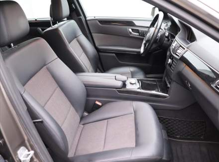 Mercedes-Benz - E-class