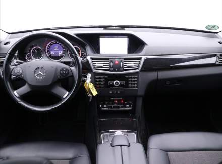 Mercedes-Benz - E-class