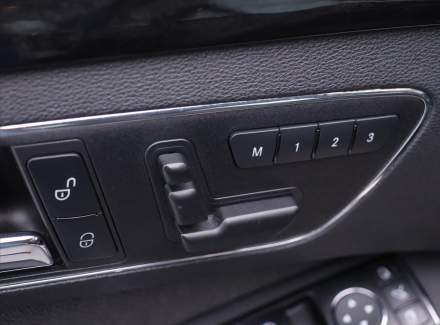 Mercedes-Benz - E-class