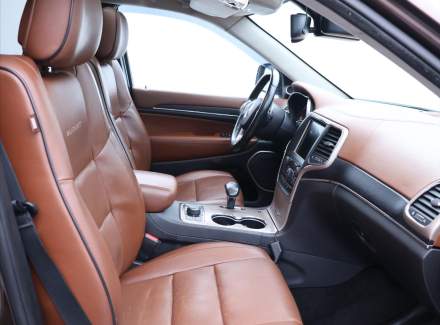 Jeep - Grand Cherokee