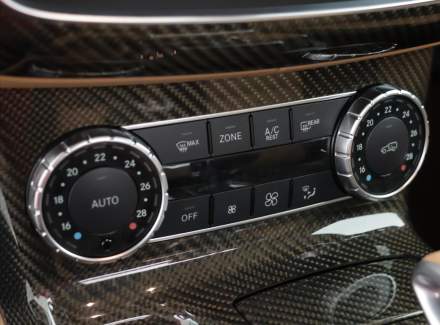 Mercedes-Benz - G-class