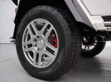 Mercedes-Benz - G-class