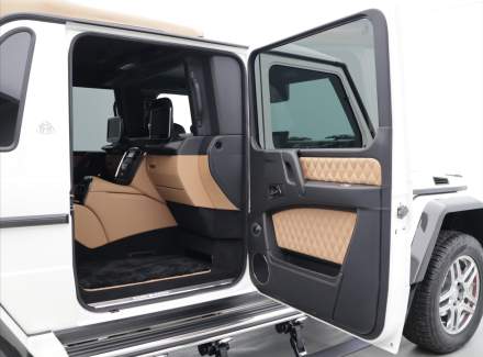 Mercedes-Benz - G-class