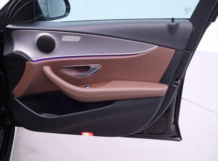 Mercedes-Benz - E-class