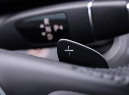 Mercedes-Benz - E-class