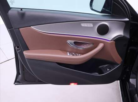 Mercedes-Benz - E-class