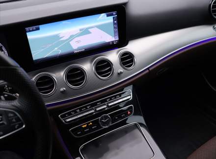 Mercedes-Benz - E-class