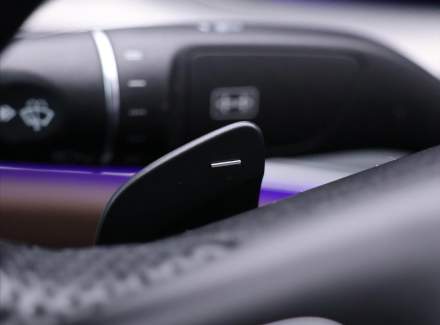 Mercedes-Benz - E-class