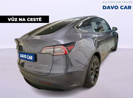 Tesla - Model Y