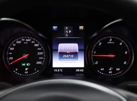 Mercedes-Benz - C-class