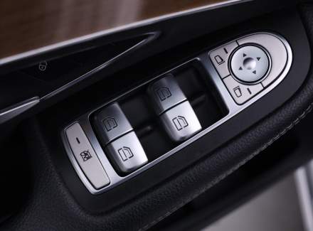 Mercedes-Benz - C-class