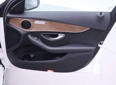 Mercedes-Benz - C-class