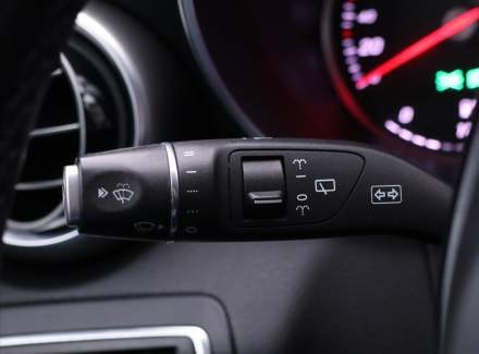 Mercedes-Benz - C-class