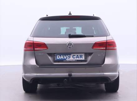 Volkswagen - Passat
