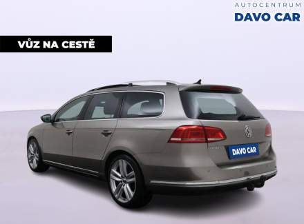 Volkswagen - Passat