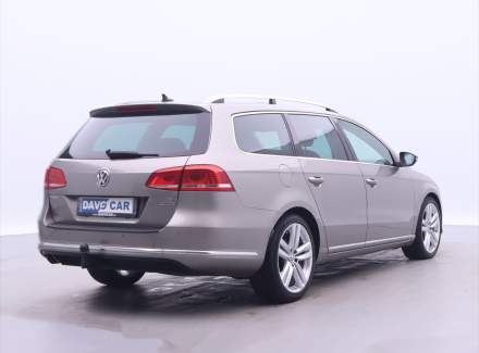 Volkswagen - Passat