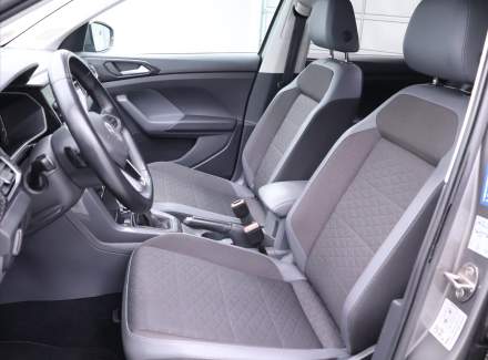 Volkswagen - T-Cross