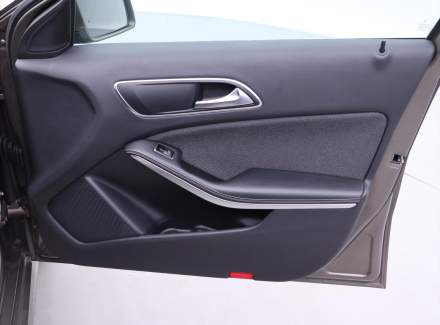 Mercedes-Benz - A-class