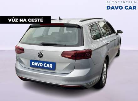 Volkswagen - Passat
