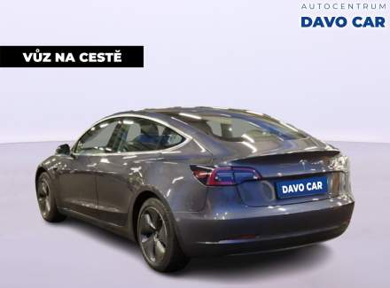 Tesla - Model 3