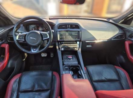 Jaguar - F-Pace