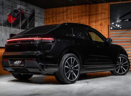 Porsche - Macan