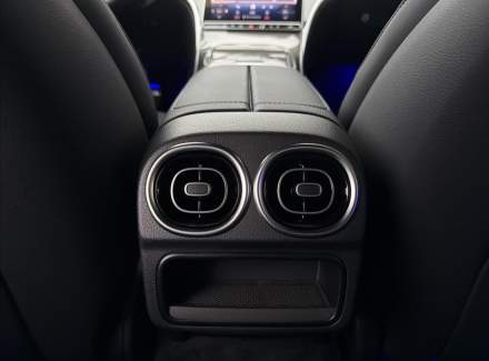 Mercedes-Benz - C-class