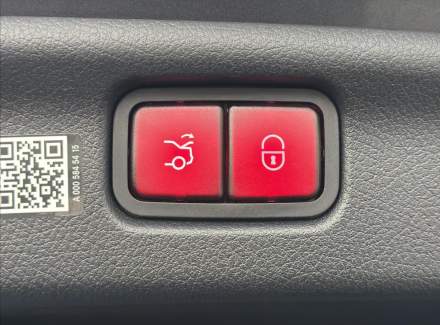 Mercedes-Benz - C-class