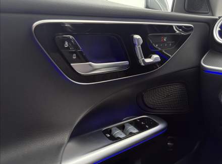 Mercedes-Benz - C-class