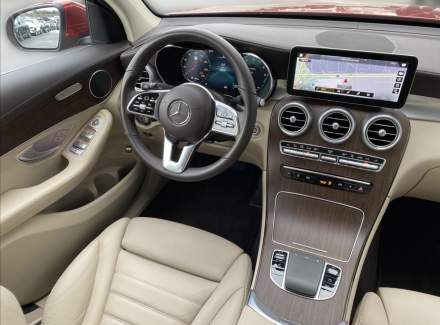 Mercedes-Benz - GLC