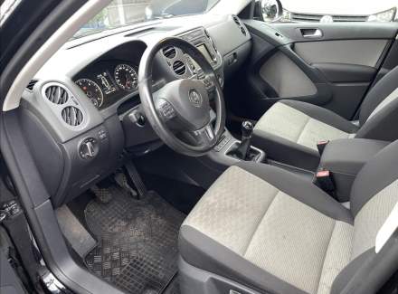 Volkswagen - Tiguan